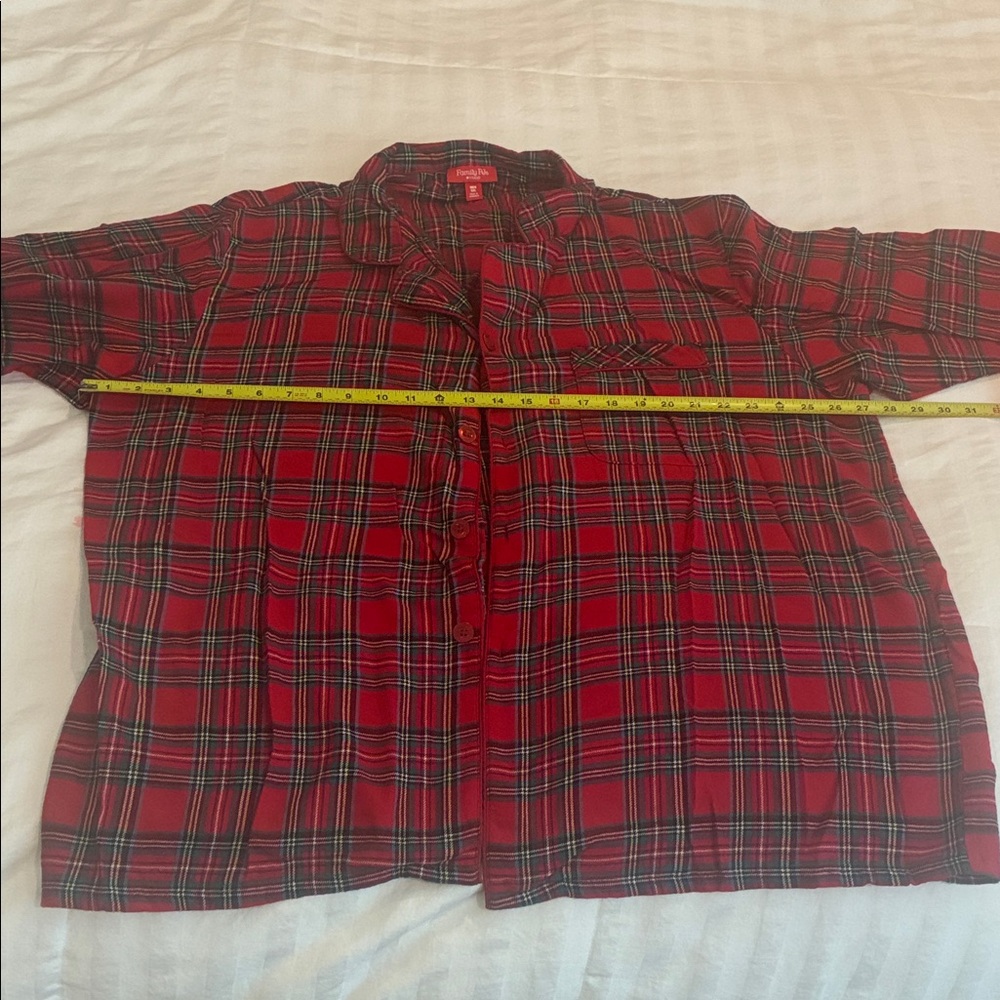Macy's Red and Black Christmas Plaid 100%‎ Cotton Flannel Pajama Shirt